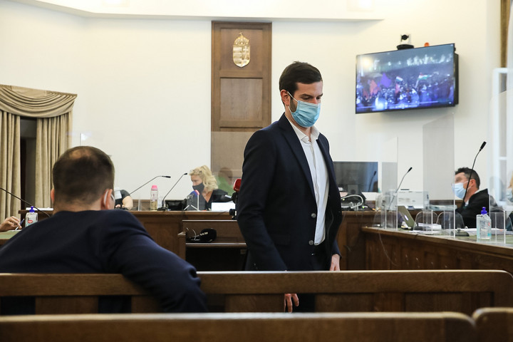 Fekete-Győr Andrásék most sem vállalták a felelősséget a füstbombákért