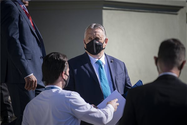 EU-csúcs Portóban
