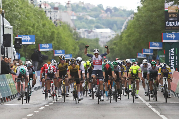 Fotó: MH/Papajcsik Péter Kényszerpihenőn Pelikán János