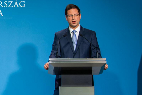 Gulyás: Elértük az ötmillió regisztráltat