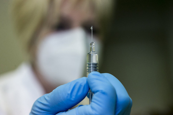 A Sinopharm vakcina megkapta a WHO engedélyét