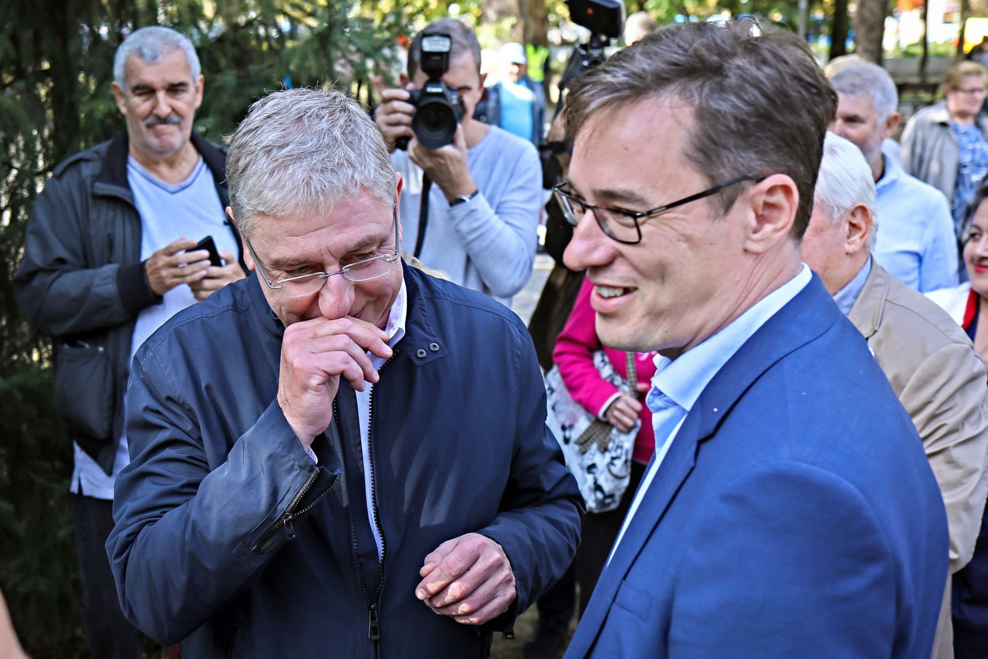 A bukott kormányfő és embere. Régi kapcsolat újratöltve