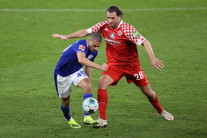 Fotó: AFP/DPA/firo Sportphoto/Jürgen Szalai Ádám szerződést hosszabbított Mainzban