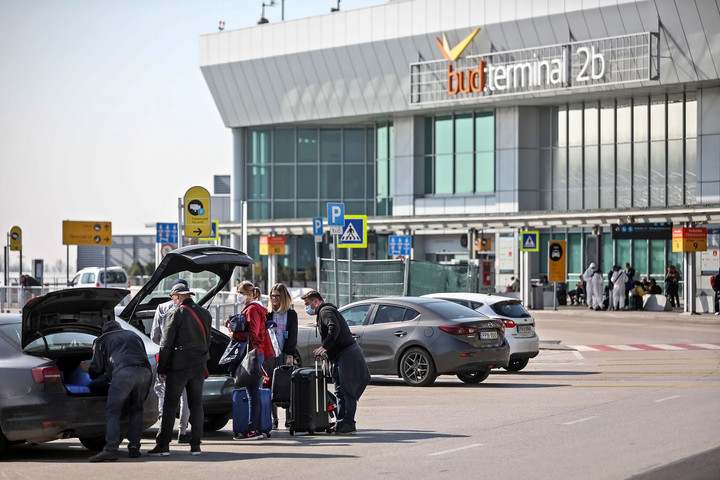 Az első félévben 604 ezer utas fordult meg a budapesti repülőtéren