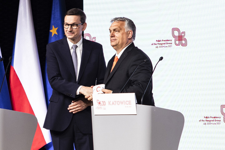 Fotó: MTI/Miniszterelnöki Sajtóiroda Orbán: A V4-eknek a változások nyertesei közé kell tartozniuk