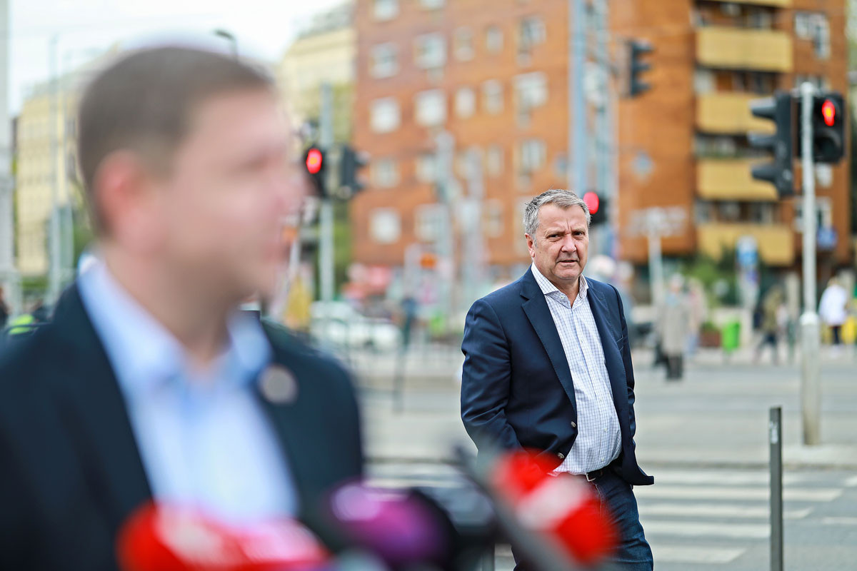 Cikk borítókép