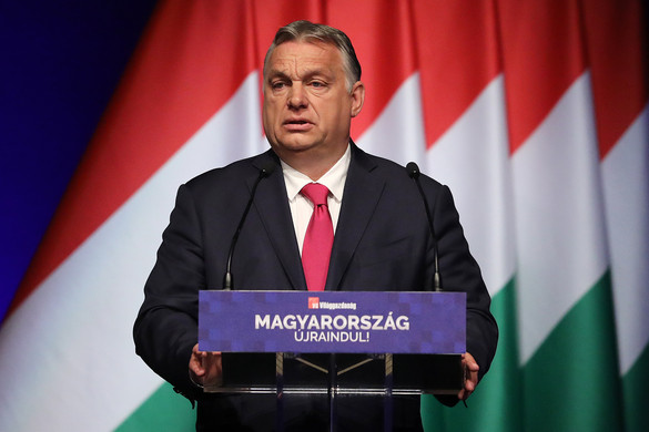 Orbán Viktor: 550-580 milliárdot kaphatnak vissza a szülők