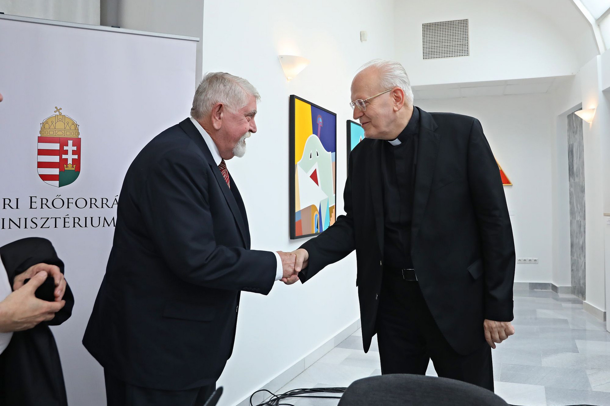 Fotó: MH/Hegedüs Róbert Kásler Miklós, az Emmi tárcavezetője és Erdő Péter bíboros