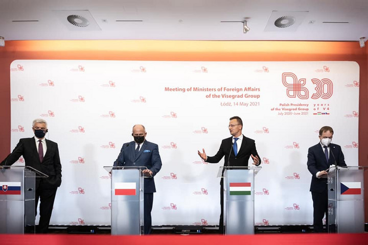 Fotó: Facebook/Szijjártó Péter A V4-tagállamok külügyminiszterei üdvözölték a mini Schengen létrehozását