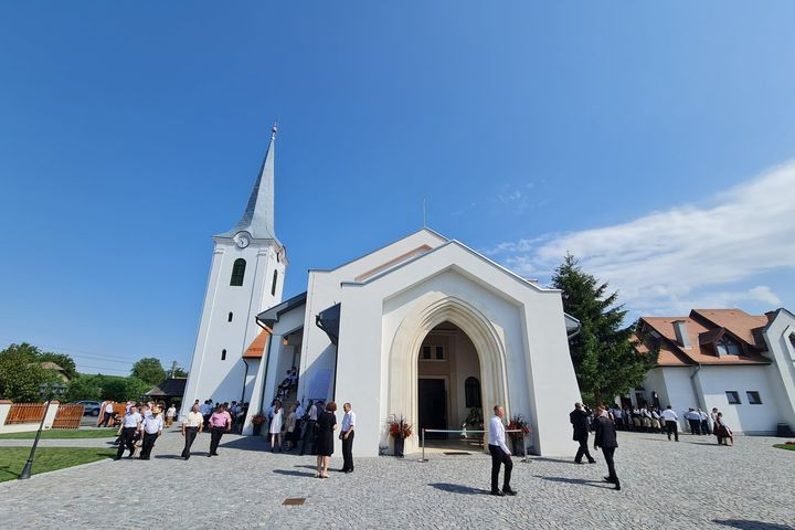 Fotó: Facebook/Varga Mihály A hitélet és a nemzeti összetartozás támogatása fontos feladat