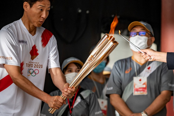 Megérkezett Tokióba az olimpiai láng