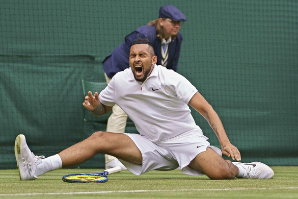Zöldnek zöld, de csúszós a wimbledoni gyep