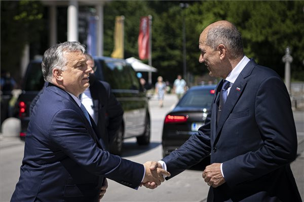 Ülésezik a V4 Ljubljanában