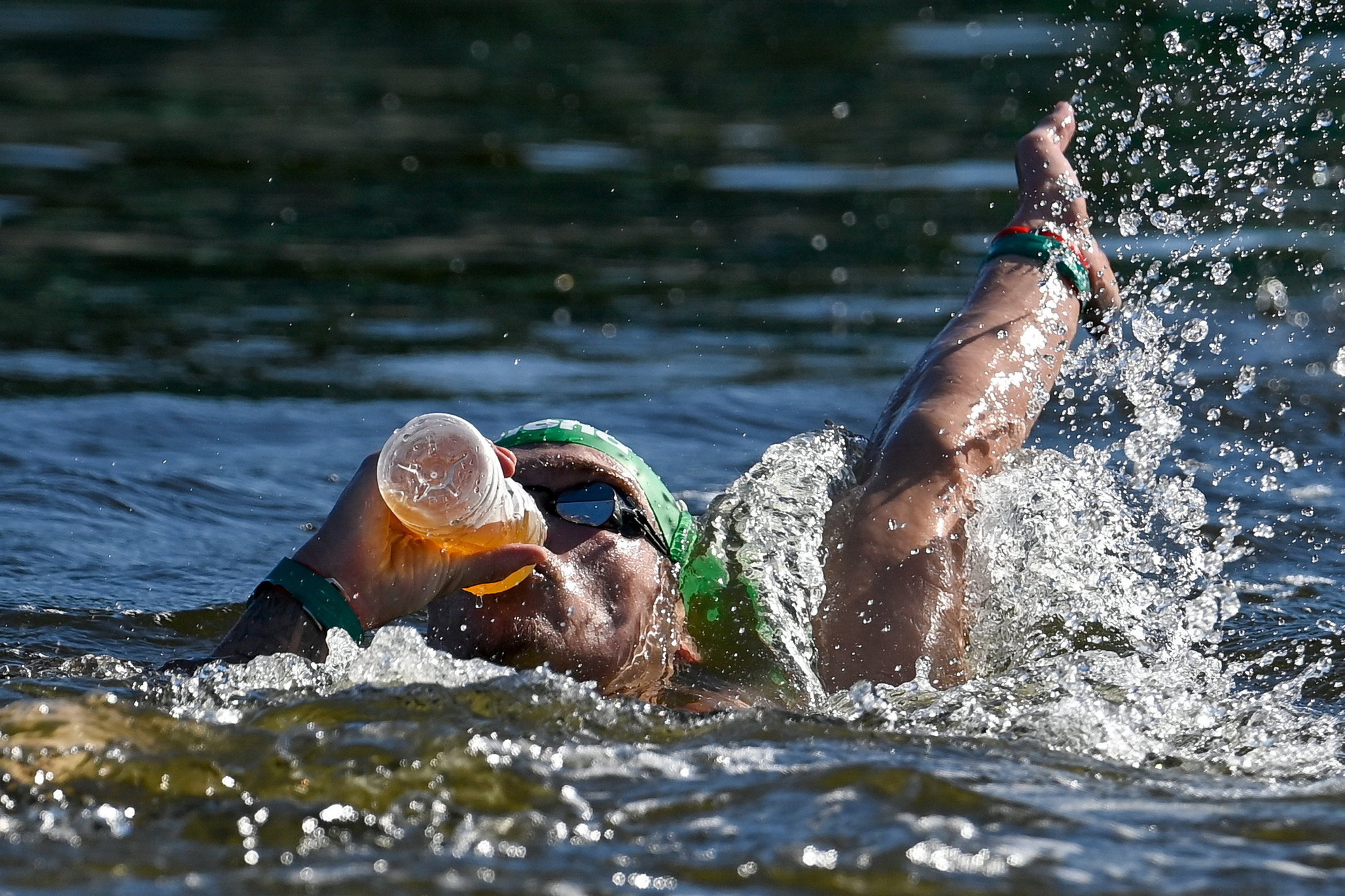 Rasovszky Kristóf a férfi nyíltvízi úszók 10 kilométeres versenyén a világméretű koronavírus-járvány miatt 2021-re halasztott 2020-as tokiói nyári olimpián az Odaiba Kikötőparkban 2021. augusztus 5-én