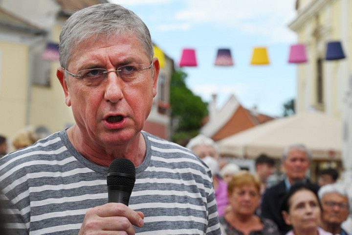 Fotó: MH/Katona László Polgárháborút vizionált Gyurcsány