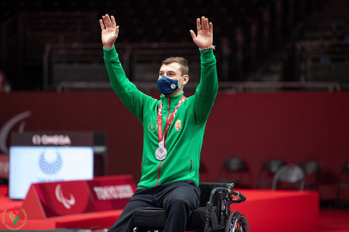 Osváth Richárd ezüstérmet nyert a paralimpián