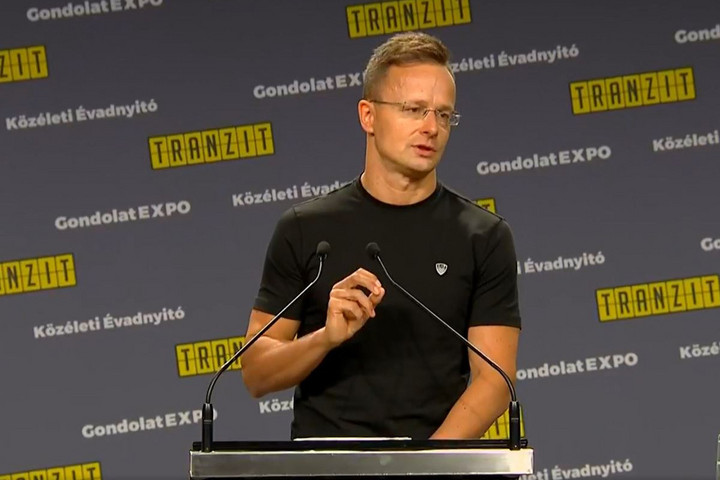 Szijjártó: A magyar válságkezelés a világ élvonalához tartozik