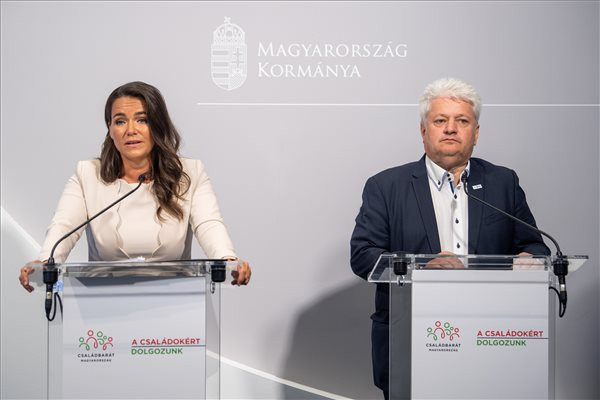 Cikk borítókép
