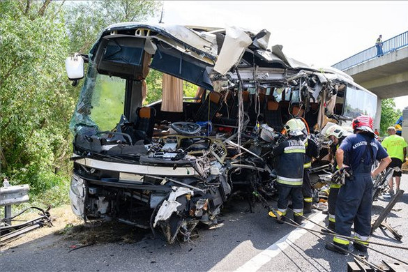 Szigorú szabályokat kell betartaniuk a buszos utazások szervezőinek