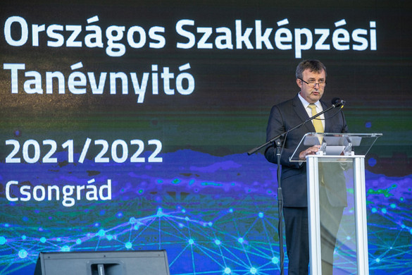 Palkovics: Sikerrel vette az akadályt az új szakképzési rendszer