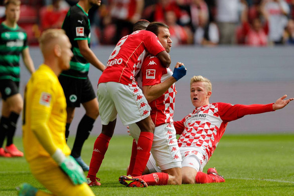 Szalai góllal, Sallai gólpasszal segítette győzelemhez csapatát