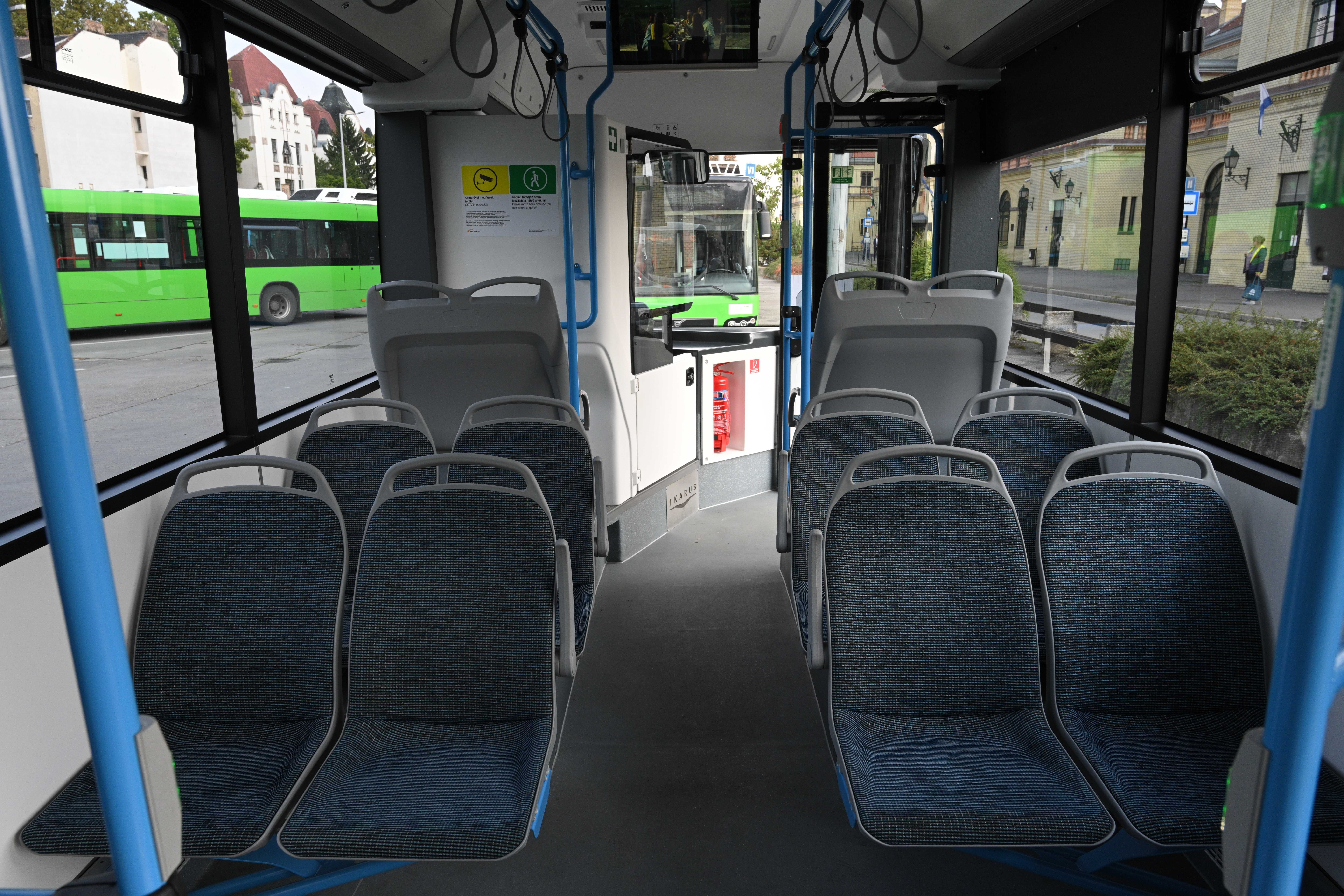 Elektromos Ikarus autóbuszt tesztelnek Pécsett