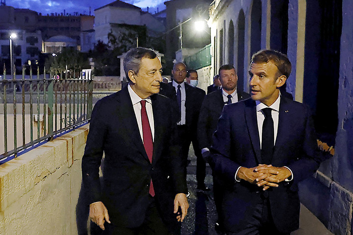 Fotó: AFP/Ludovic Marin Macron terve adósságot hoz magával