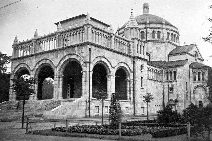 Fotó: Fortepan A Regnum Marianum lerombolása
