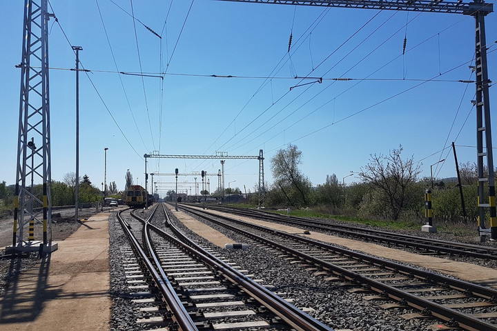 Pályafelújítás miatt késnek a Szlovákia felől érkező vonatok