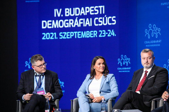A családpolitikában bevált jó gyakorlatokról beszéltek miniszterek