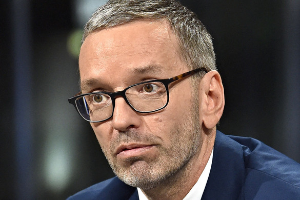 Együttműködne hazánkkal a migráció megállítása érdekében az FPÖ