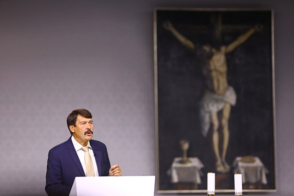 Áder: Isten keresése, befogadása cselekvő aktivitást jelent