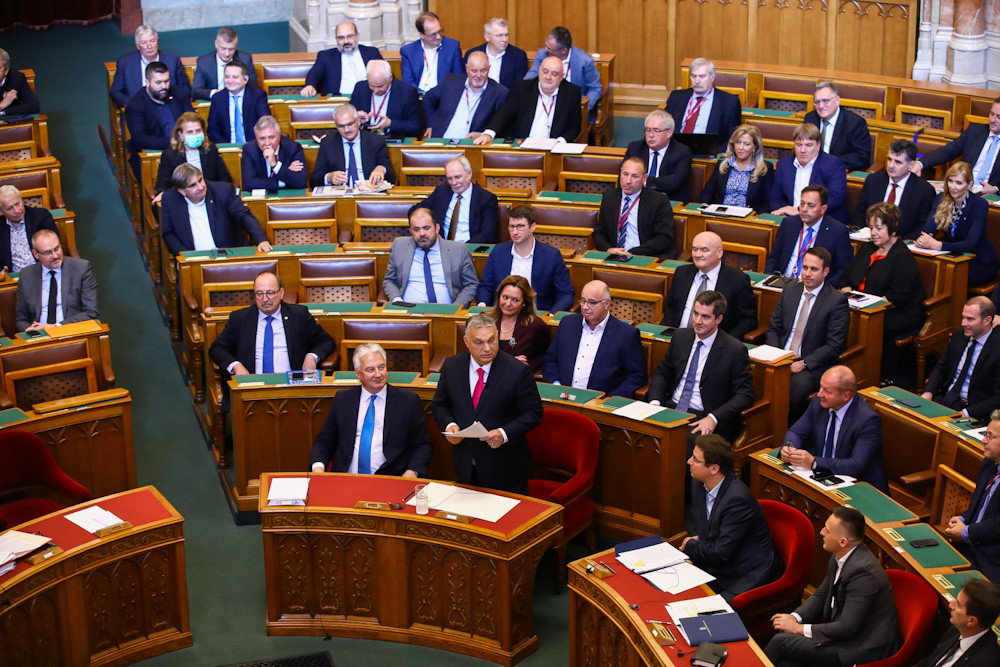 Fotó: MH / Purger Tamás Orbán Viktor miniszterelnök az azonnali kérdések órájában válaszol a neki feltett ellenzéki kérdésekre a parlament plenáris ülésén