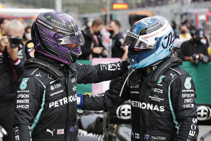 Hamilton nyerte az időmérőt, de Bottas indulhat az élről