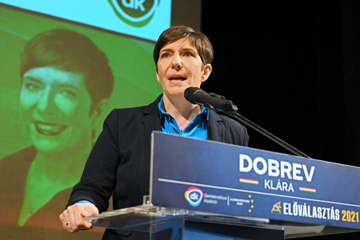 Fotó: MH/Katona László Gyurcsány dörzsölheti a tenyerét