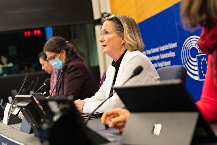 Fotó: Európai Parlament Büntetést követel a baloldal