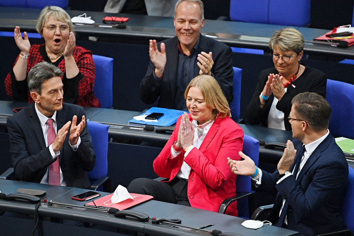 Megtartotta alakuló ülését a Bundestag