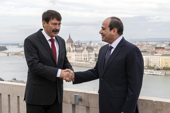 Áder: Egyiptom Magyarország legfontosabb partnere az arab régióban
