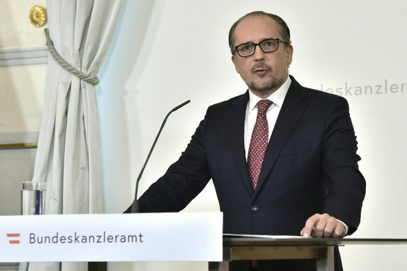 Beiktatták hivatalába az új osztrák kancellárt