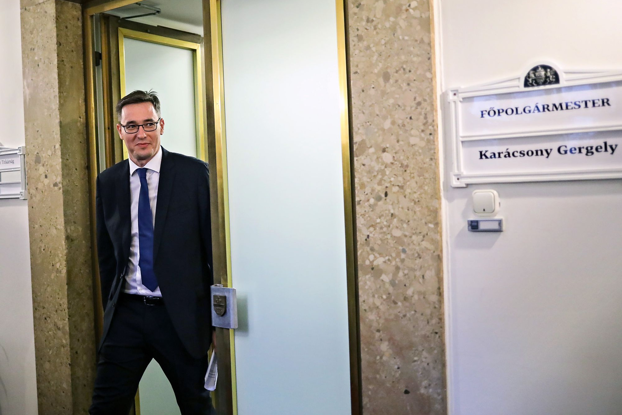Láng Zsolt: Karácsony egyre mélyebbre süllyed a Városháza-gate ügyében