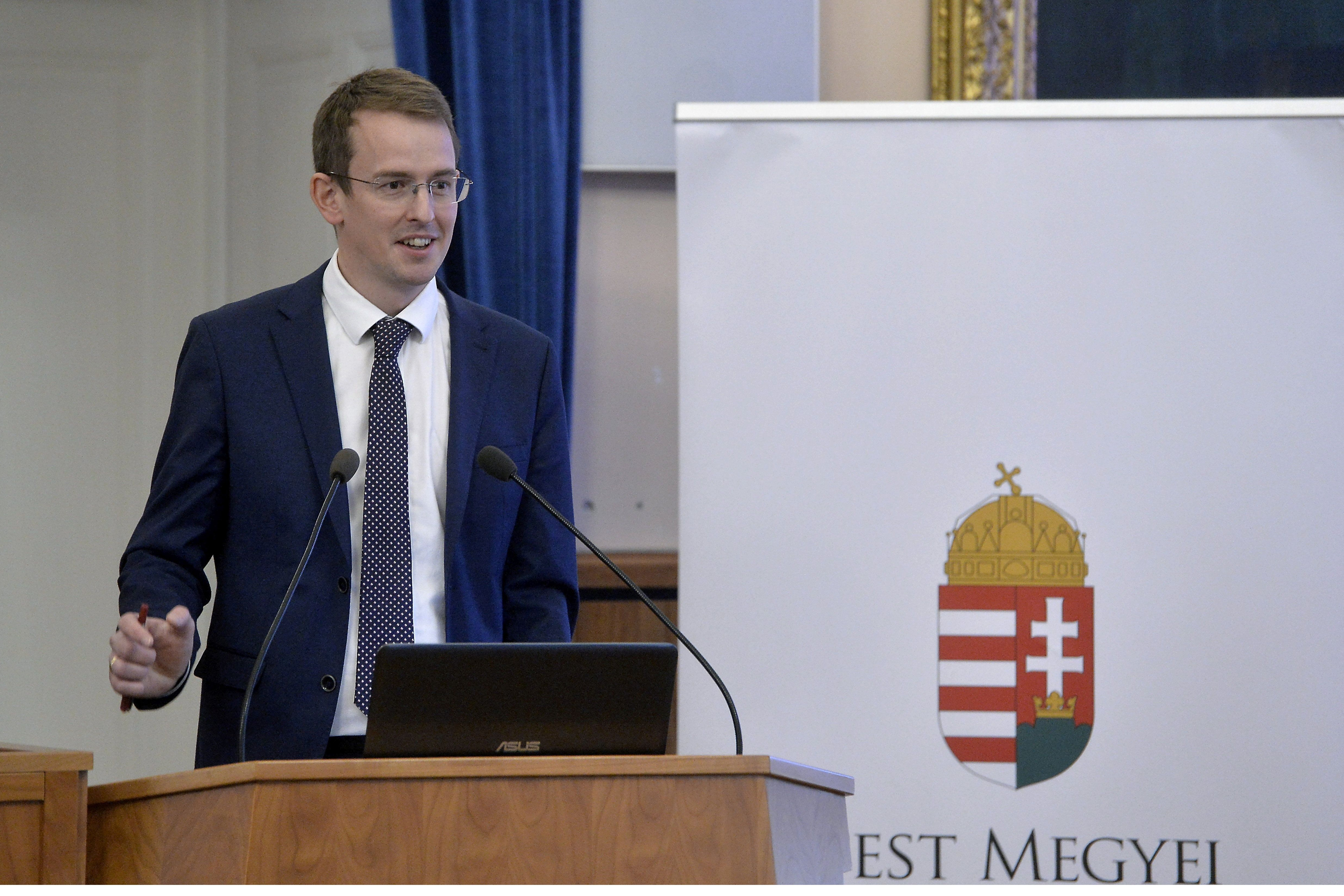 Januártól gyorsabbá és egyszerűbbé válik az adatváltoztatás