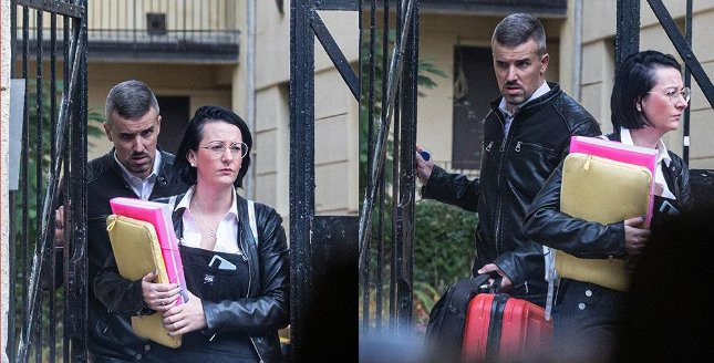Fotó: Bors Jakab Péter arckifejezése mindent elmond: egyértelmű, hogy tart a lebukástól