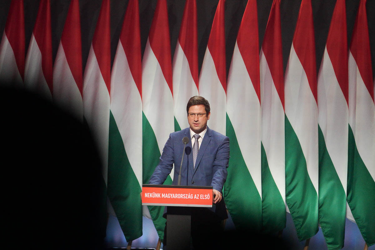 Gulyás Gergely Miniszterelnökséget vezető miniszter beszédet mond a Fidesz 29. tisztújító kongresszusán Budapesten, a Hungexpón 2021. november 14-én.