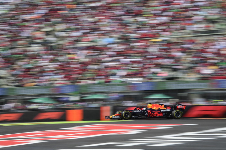 Fotó: PEDRO PARDO / AFP Verstappen nyerte a Forma-1-es Mexikói Nagydíjat