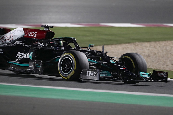 Fotó: AFP/Karim Jaafar Már csak nyolc pont Hamilton hátránya