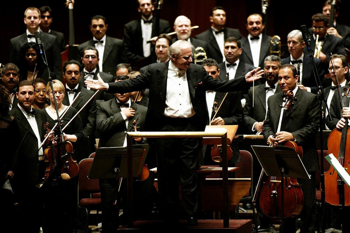 Fotó: STEPHEN JAFFE / AFP Leonard Slatkin vezényletével ad koncertet a MÁV Szimfonikus Zenekar