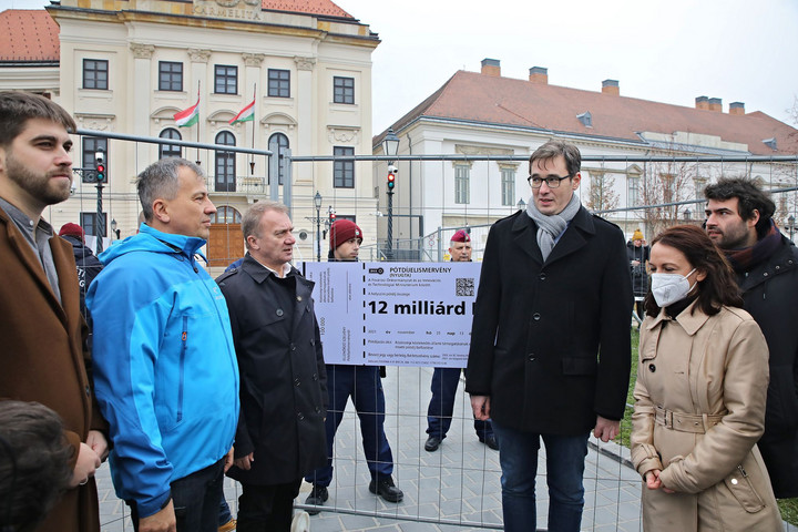 Titokzatos bűnszervezet uralkodhat a Városházán