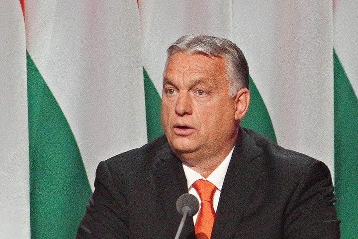 Orbán Viktor: Húsz százalékkal emeljük a bölcsődei dolgozók fizetését