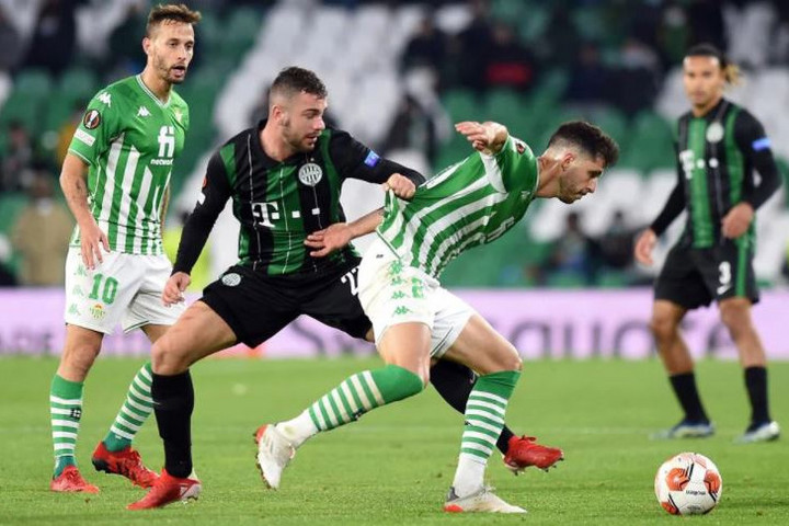 Fotó: uefa.com Kétgólos vereséget szenvedett a Fradi az esős Sevillában