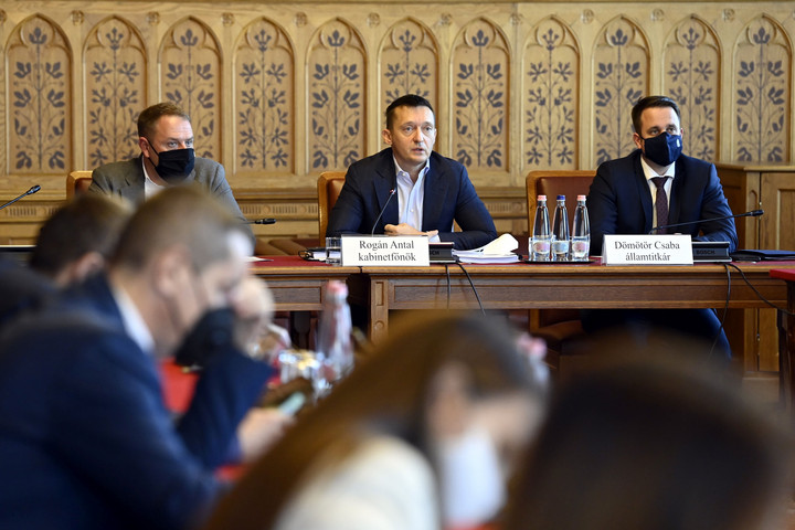 Fotó: MTI/Kovács Tamás Rogán Antal: Több akcióhét is várható
